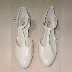 Step Up Comfort By Roamans Women's Cream T-Strap Shoes